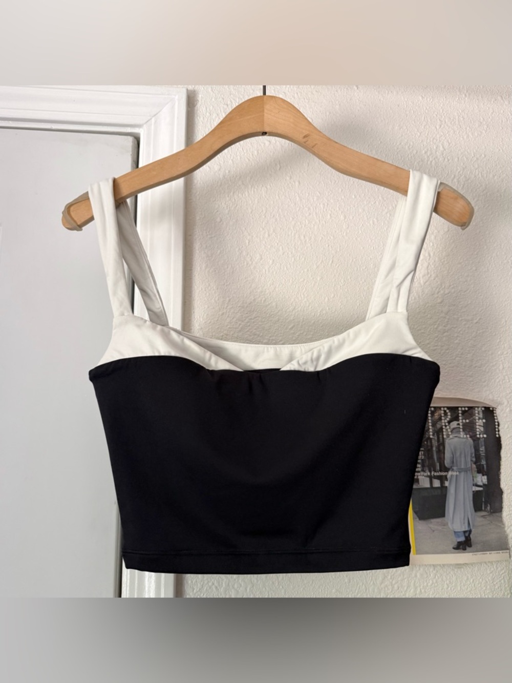 NAMA black white contrast color block sports athletic cropped bra tank top